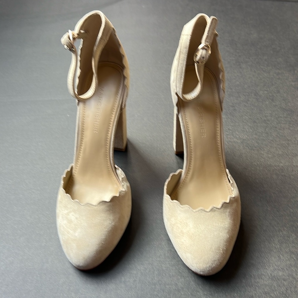 Natural suede heels